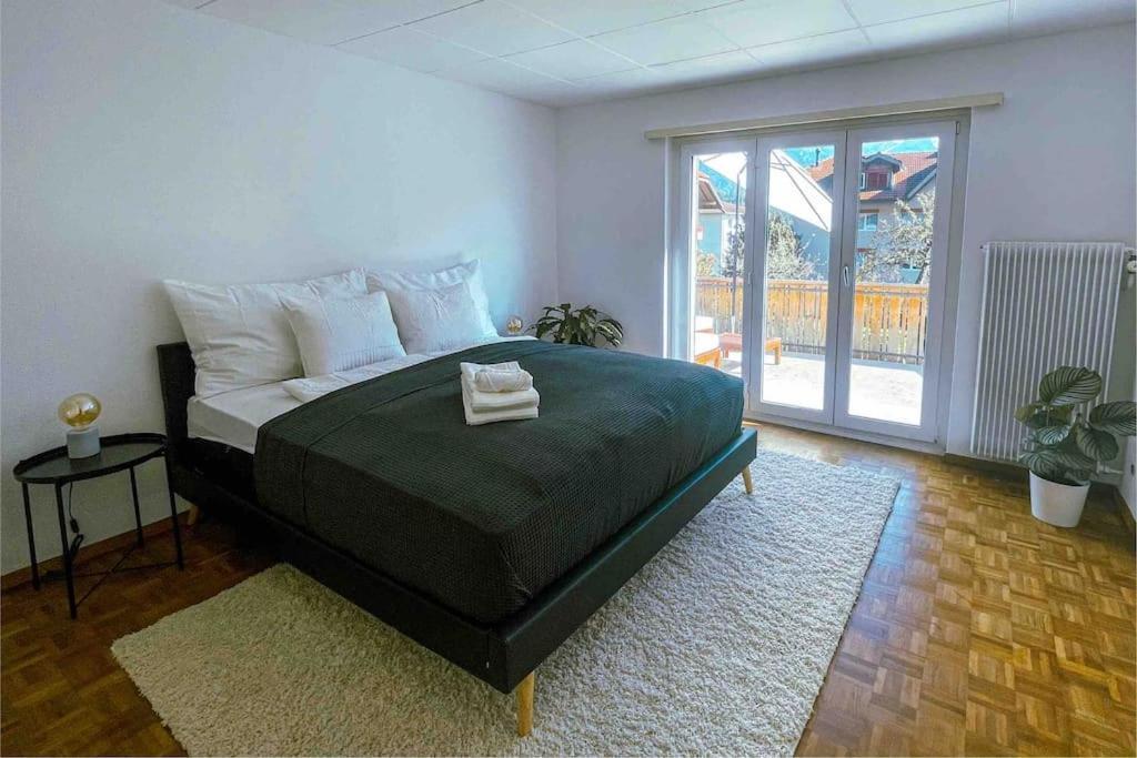 -The Urbanist- Mountainview Parking Garden 3Bd Villa Unterseen Exterior photo